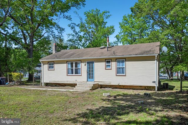 122 WALKER AVE, West Berlin, NJ 08091