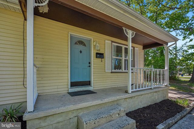 122 WALKER AVE, West Berlin, NJ 08091