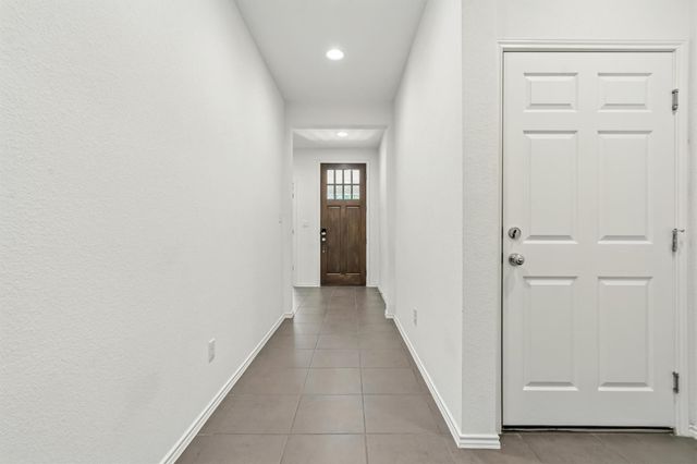 533 Sweetwood LN, Leander, TX 78641