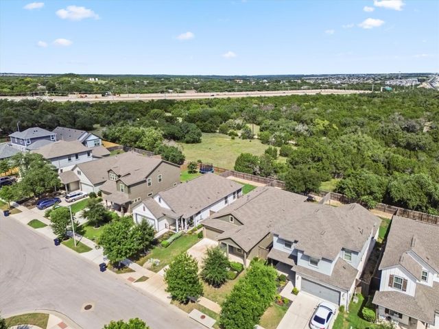 533 Sweetwood LN, Leander, TX 78641