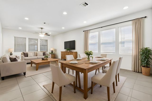 533 Sweetwood LN, Leander, TX 78641