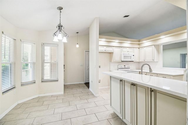 7021 OREGON CHICKADEE ROAD, Weeki Wachee, FL 34613