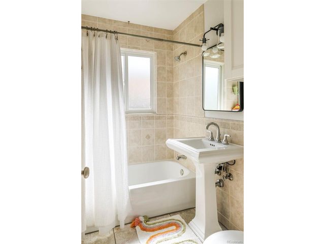 2670 Grape St, Denver, CO 80207