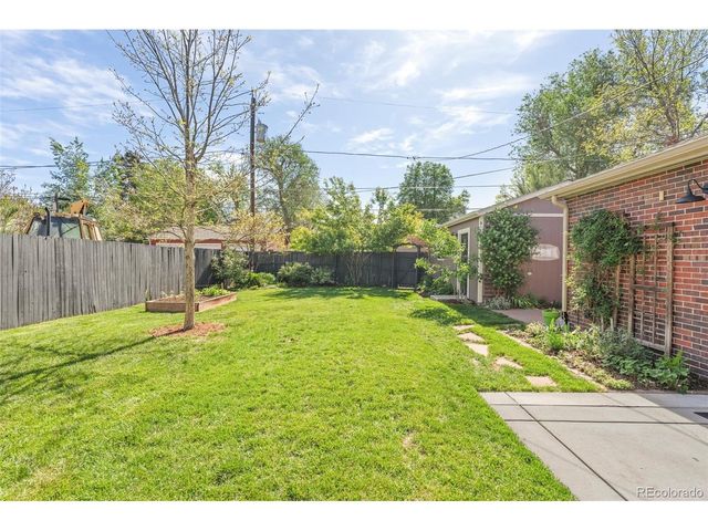 2670 Grape St, Denver, CO 80207