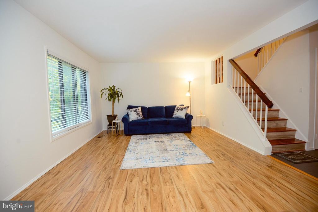 20416 SHADOW OAK CT, Montgomery Village, MD 20886