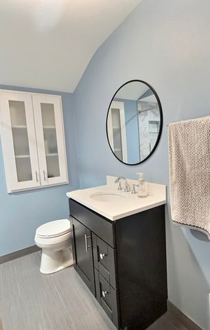 10711 S Artesian Avenue, Chicago, IL 60655