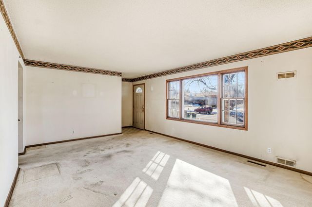 641 119th Avenue NE, Blaine, MN 55434