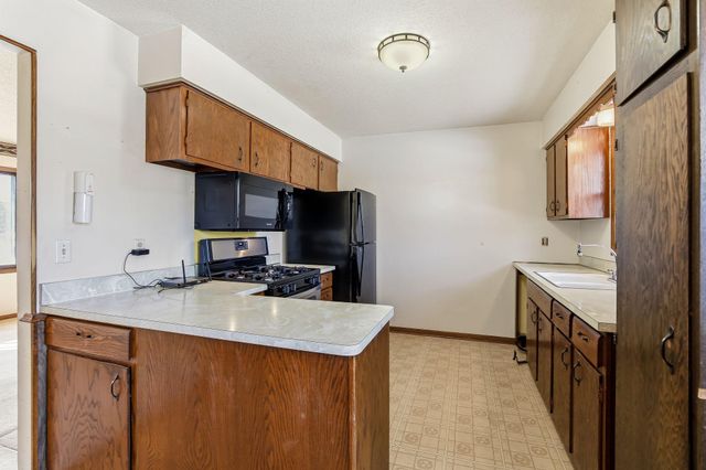 641 119th Avenue NE, Blaine, MN 55434