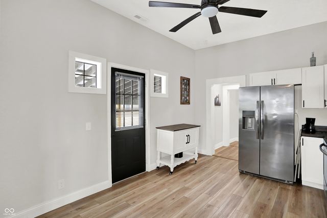 1300 S B Street, Elwood, IN 46036