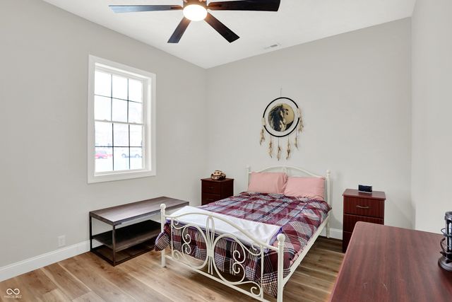 1300 S B Street, Elwood, IN 46036