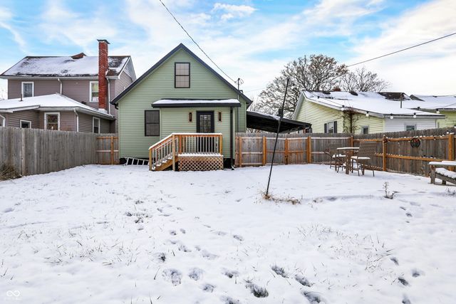 1300 S B Street, Elwood, IN 46036