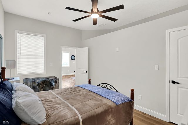 1300 S B Street, Elwood, IN 46036