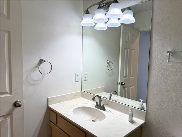 2530 Stresa Lane, Grand Prairie, TX 75052
