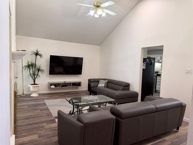 2530 Stresa Lane, Grand Prairie, TX 75052
