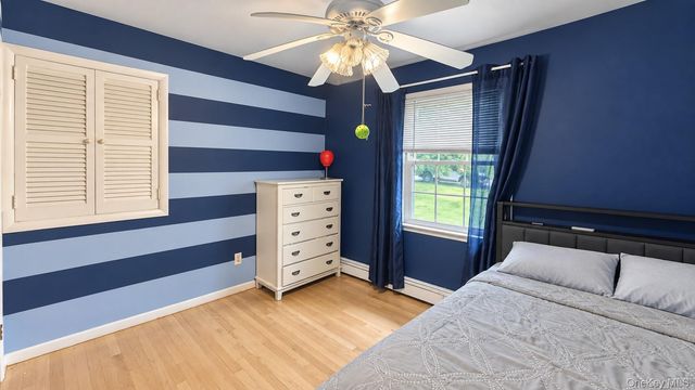 28 Pike Place, Mahopac, NY 10541