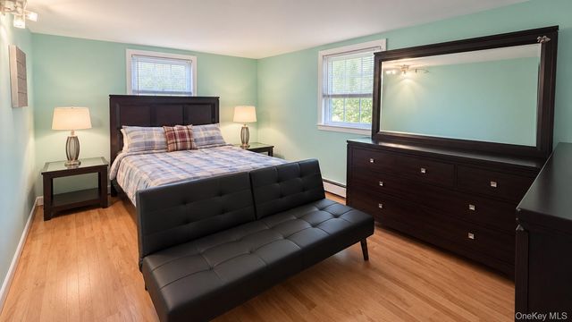 28 Pike Place, Mahopac, NY 10541