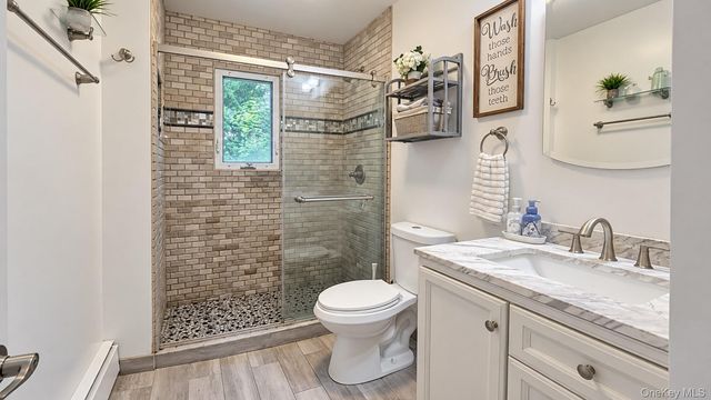 28 Pike Place, Mahopac, NY 10541