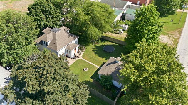114 Main Street, Holland, IA 50642