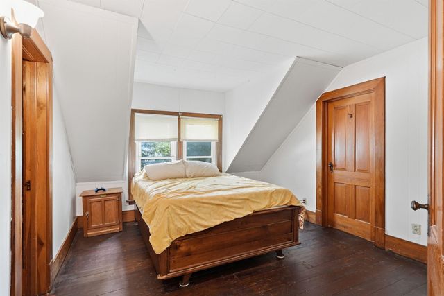 114 Main Street, Holland, IA 50642