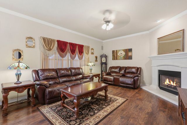 1313 Round Pen Run, Fort Worth, TX 76052