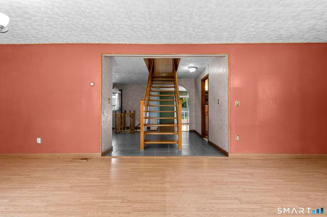 270 Clifton Street, New Haven, CT 06513