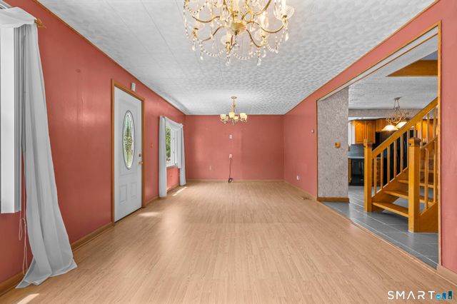 270 Clifton Street, New Haven, CT 06513