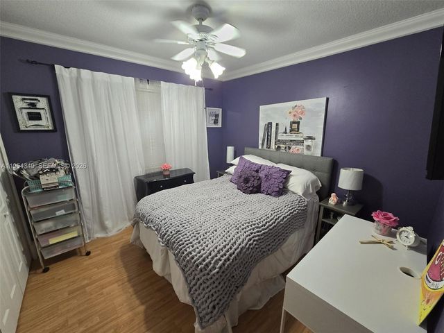 15201 SW 177th Ter, Miami, FL 33187