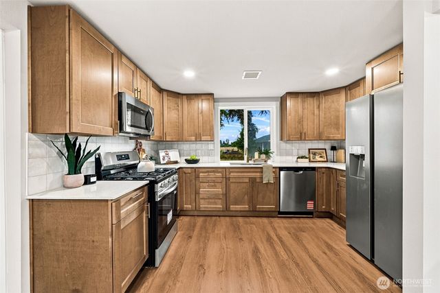 1795 E Mason Avenue, Buckley, WA 98321