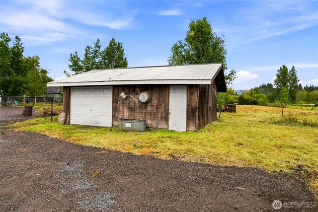 1795 E Mason Avenue, Buckley, WA 98321