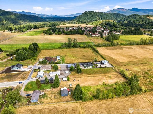 1795 E Mason Avenue, Buckley, WA 98321