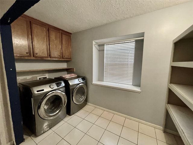 8215 Sean Park Court, Houston, TX 77095