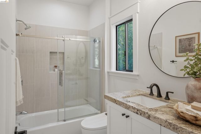 4120 Happy Valley Rd, Lafayette, CA 94549