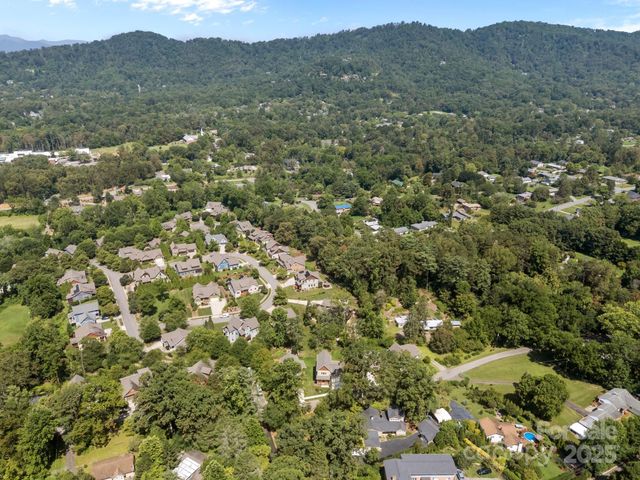 58 Pinedale Road, Asheville, NC 28805