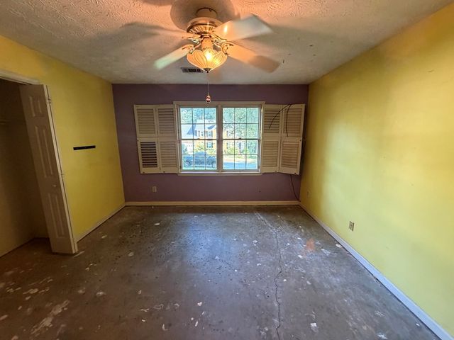 2021 Huntcliff Drive, Lawrenceville, GA 30043