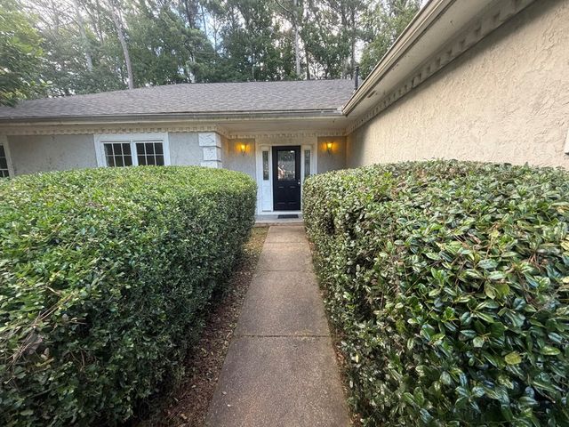 2021 Huntcliff Drive, Lawrenceville, GA 30043