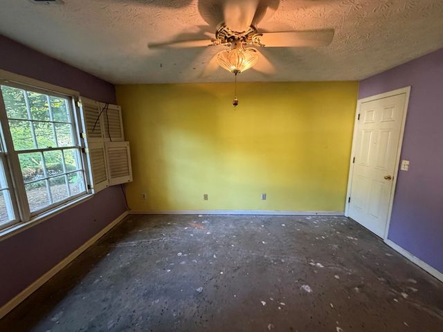2021 Huntcliff Drive, Lawrenceville, GA 30043