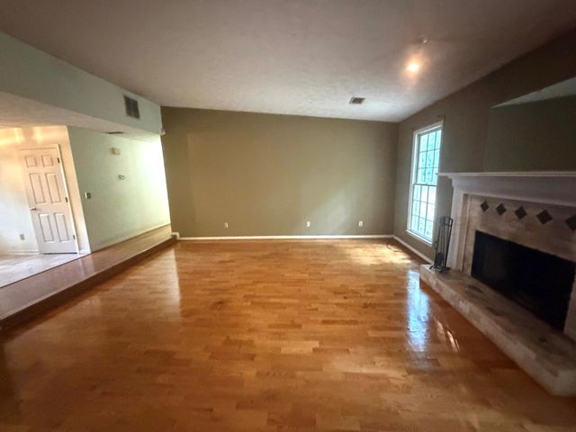 2021 Huntcliff Drive, Lawrenceville, GA 30043