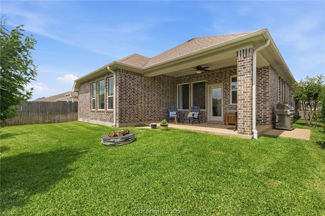 2521 Portland Avenue, College Station, TX 77845