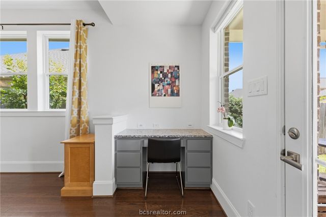 2521 Portland Avenue, College Station, TX 77845