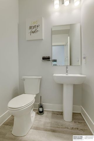 10213 N 152nd Avenue, Bennington, NE 68007