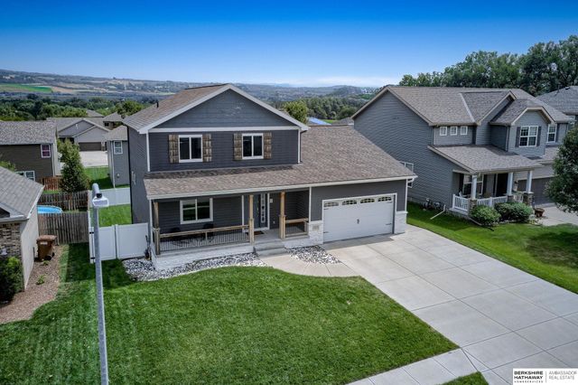 10213 N 152nd Avenue, Bennington, NE 68007