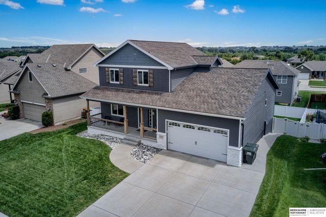 10213 N 152nd Avenue, Bennington, NE 68007