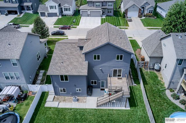 10213 N 152nd Avenue, Bennington, NE 68007