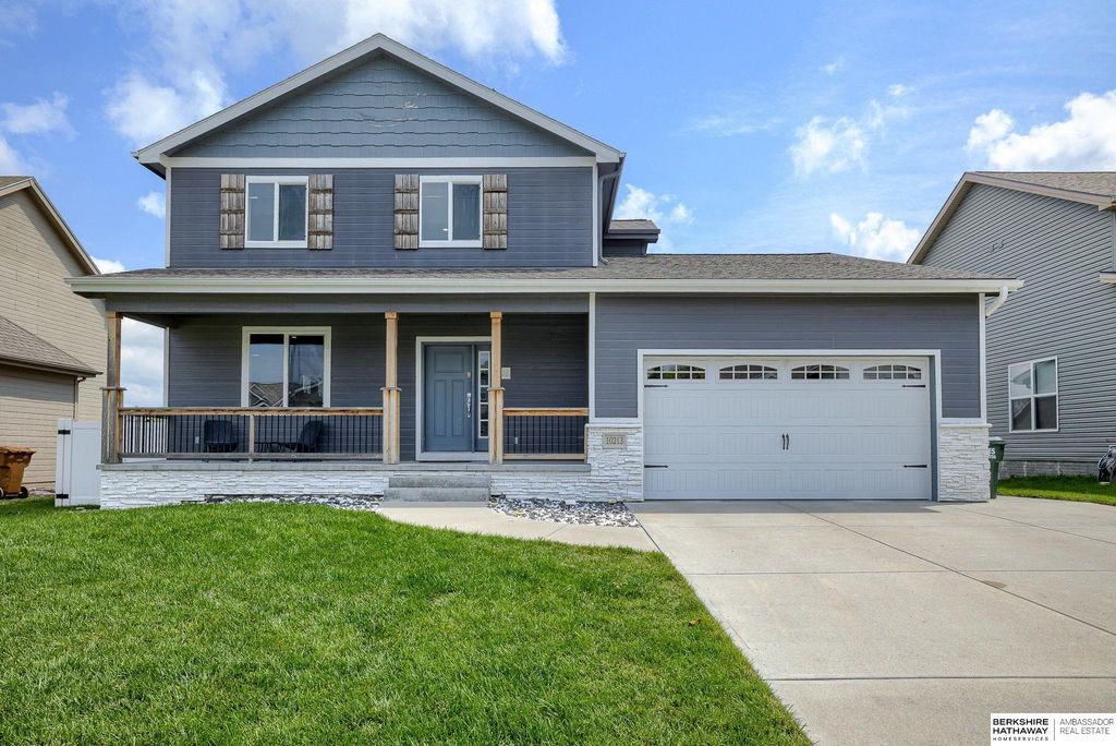 10213 N 152nd Avenue, Bennington, NE 68007