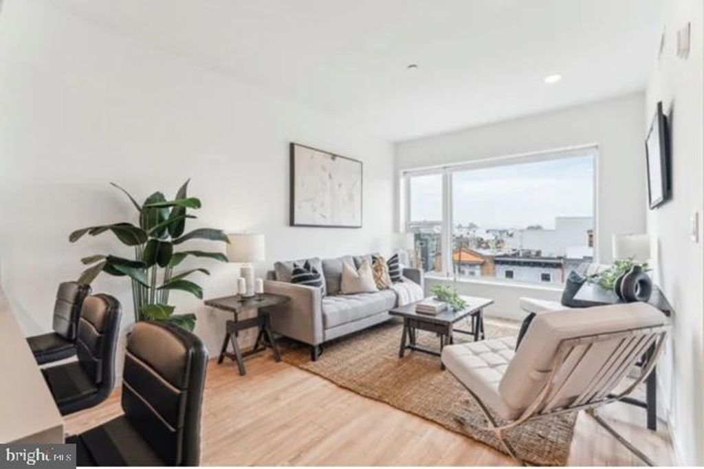 2629 W GIRARD AVE #9078, Philadelphia, PA 19130