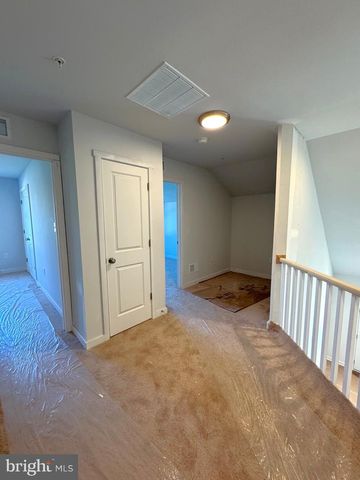 P2 BARRIER REEF DR, Martinsburg, WV 25403