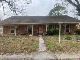 6023 Lattimer Drive, Houston, TX 77035