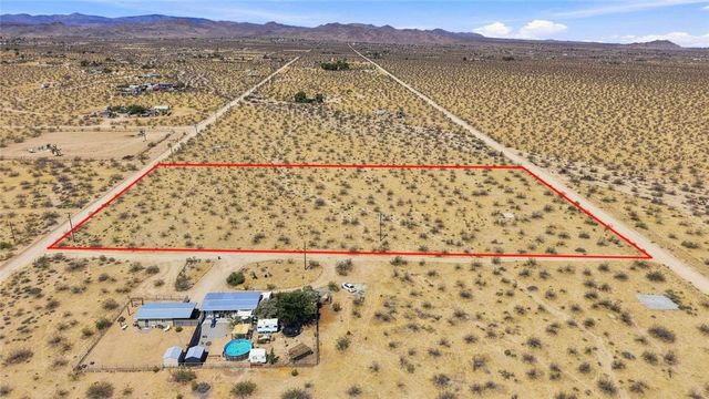 57541 Encantado Road, Landers, CA 92285