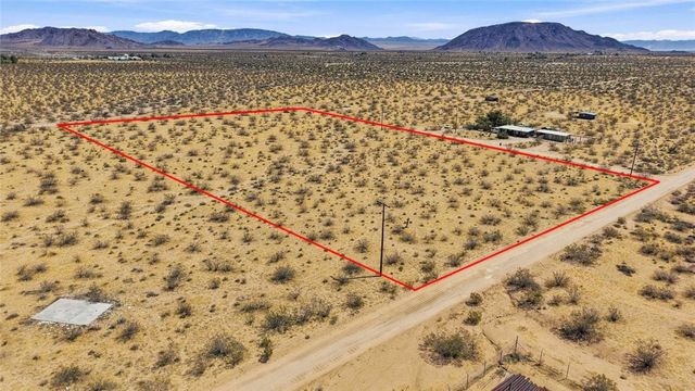 57541 Encantado Road, Landers, CA 92285