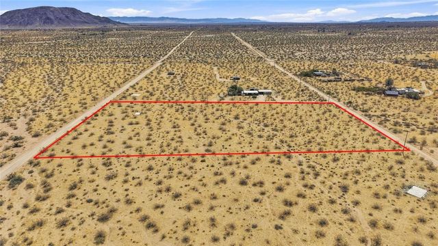 57541 Encantado Road, Landers, CA 92285